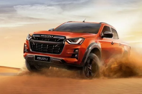 The all-new Isuzu D-Max more than turned a few heads when it was unveiled Isuzu D-Max on the Sand Dunes