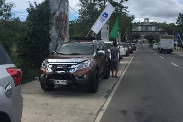 An mu-X with many customized kits