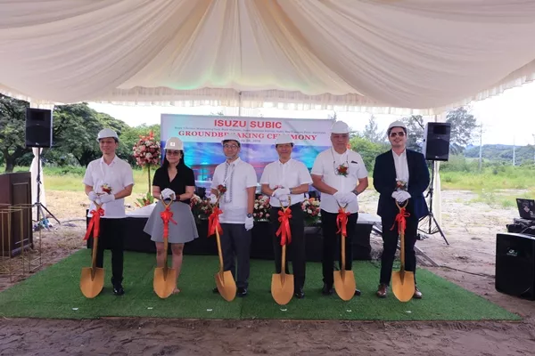 Isuzu Philippines did  the groundbreaking for another dealership in Subic
