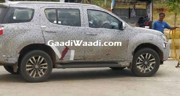 spy shot of a camouflaged Isuzu MU-X 2018 facelift in India