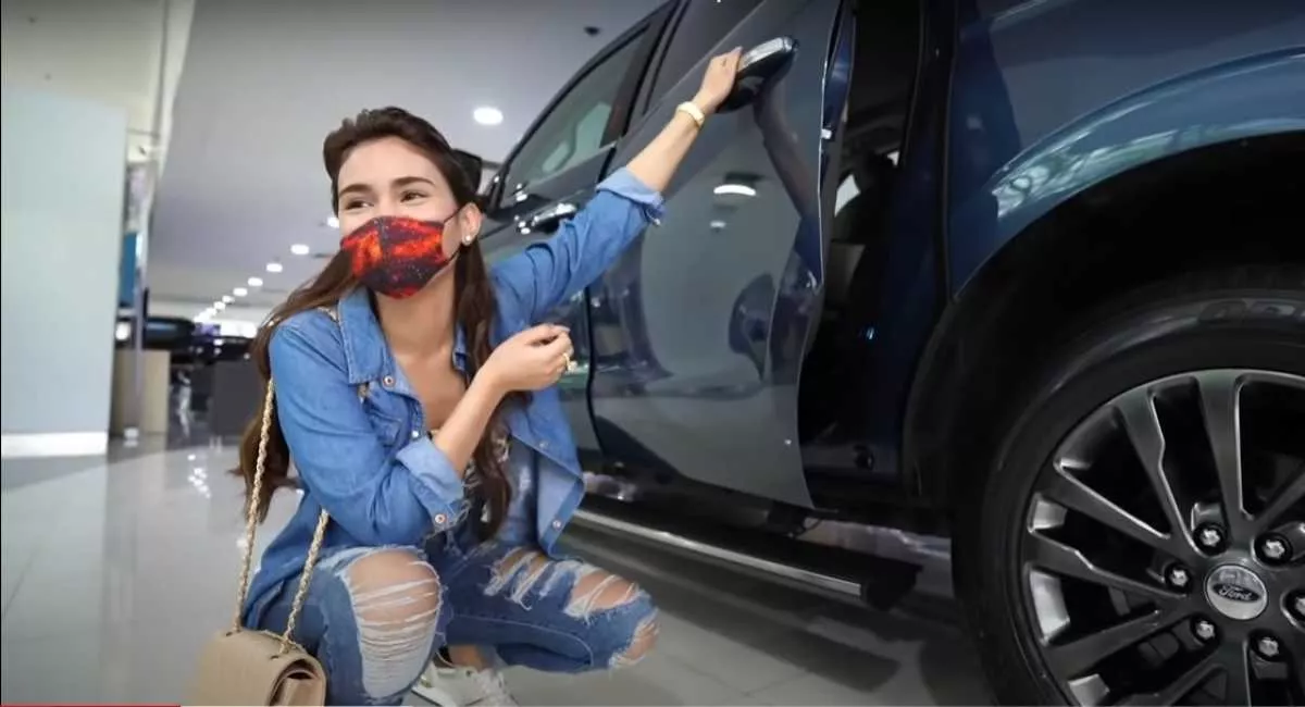 Ivana at ford showroom 2 