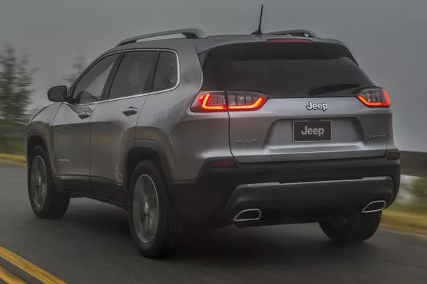 Jeep Cherokee 2019 rear view