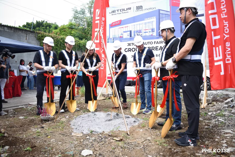 A picture of JAPI and North Drive Autos at the groundbreaking ceremony in fairview