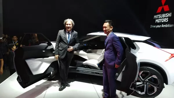 Kazuo Yano and Taichi Nakajima