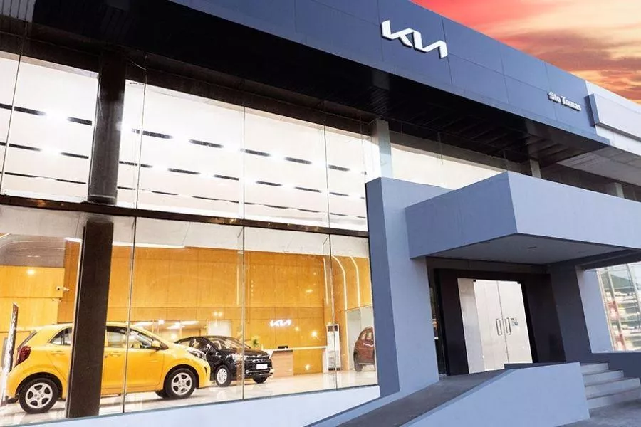 Renovated Kia Santo Tomas dealership facade