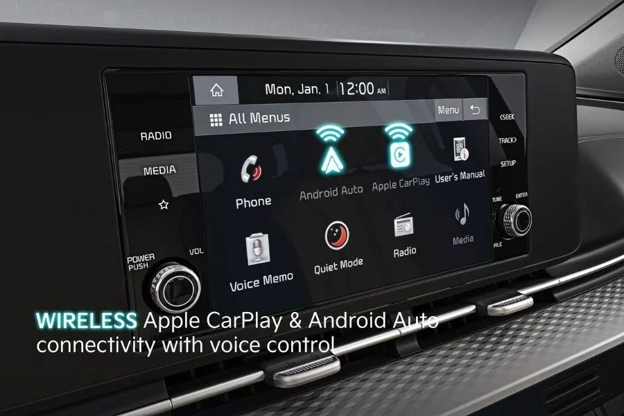 Passengers can stay connected on the go Kia Carnival infotainment screen
