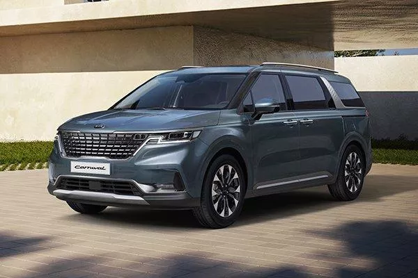 A treat for Filipino families Kia Carnival front view