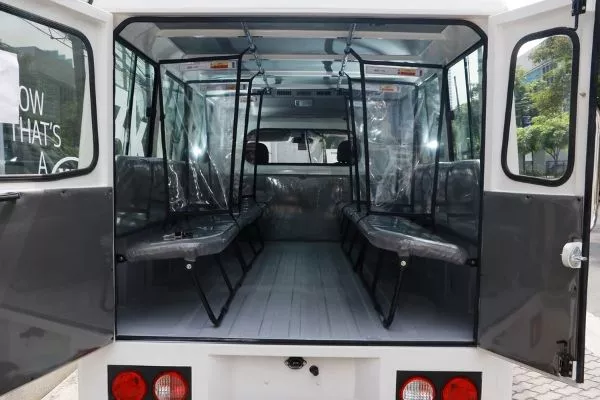 The Kia K2500's safety dividers at the back