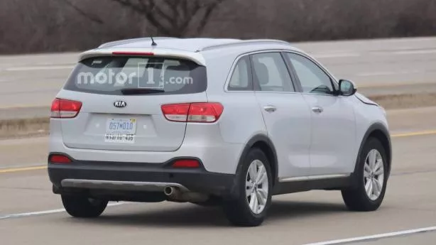 the angular rear Kia Sorento 2018 
