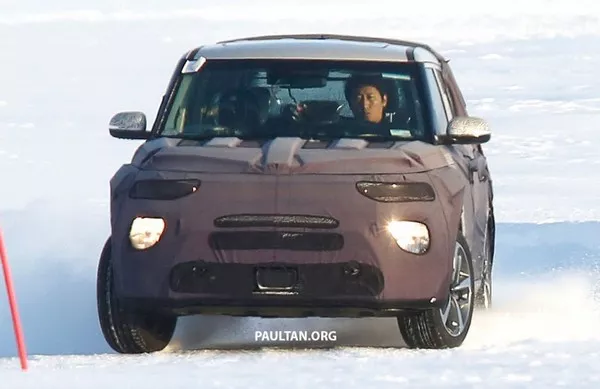 Kia Soul 2019 spy shot front view