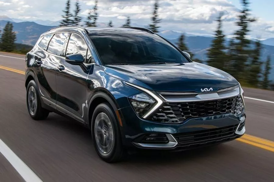 Kia Sportage Hybrid front view