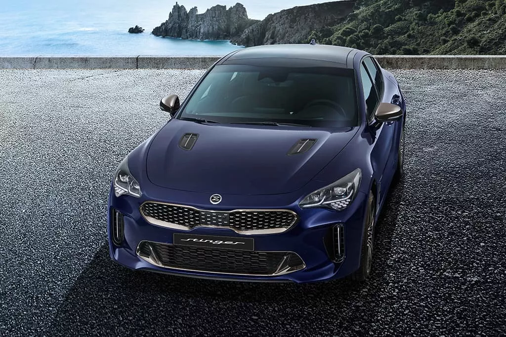 2021 Kia Stinger front view