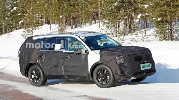 Kia Telluride 2018/2019 side view