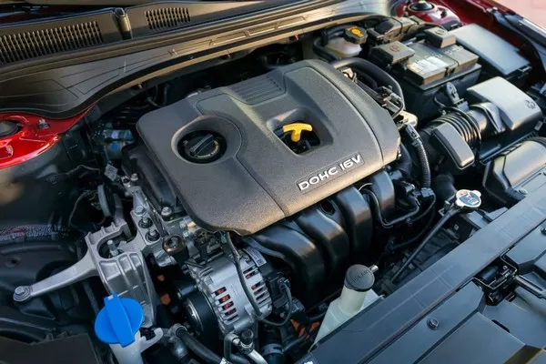 Kia Forte 2019 engine bay