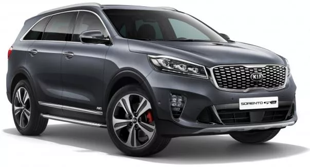 angular front of the facelifted Kia Sorento