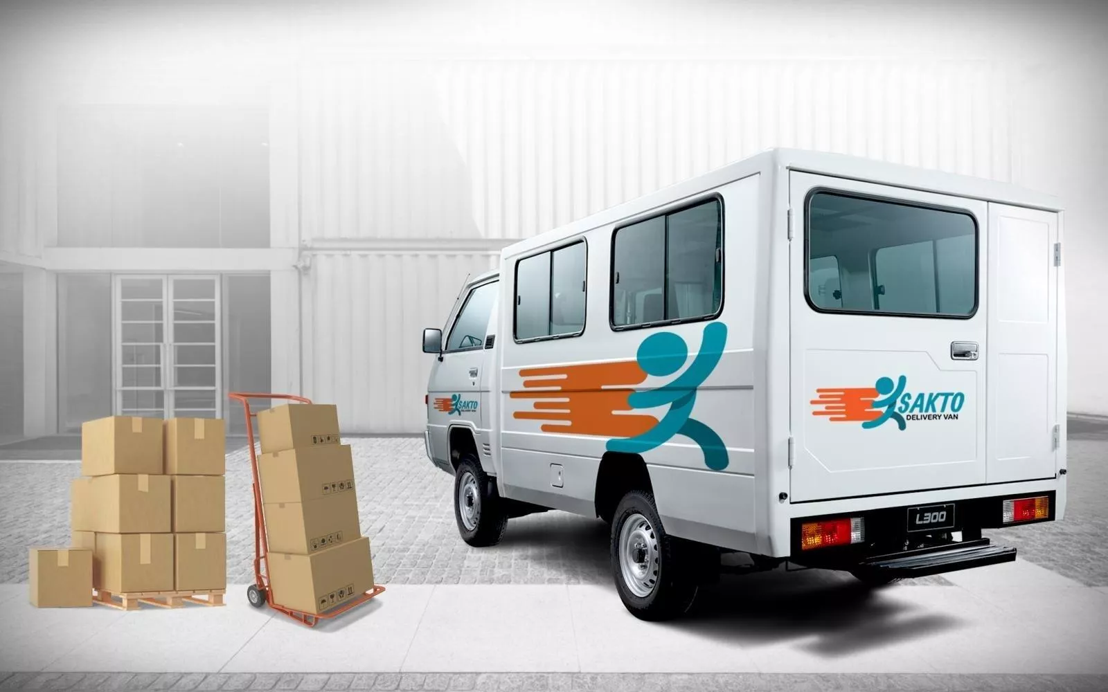 It is powered by a more powerful, efficient, and cleaner engine Mitsubishi L300 rear view