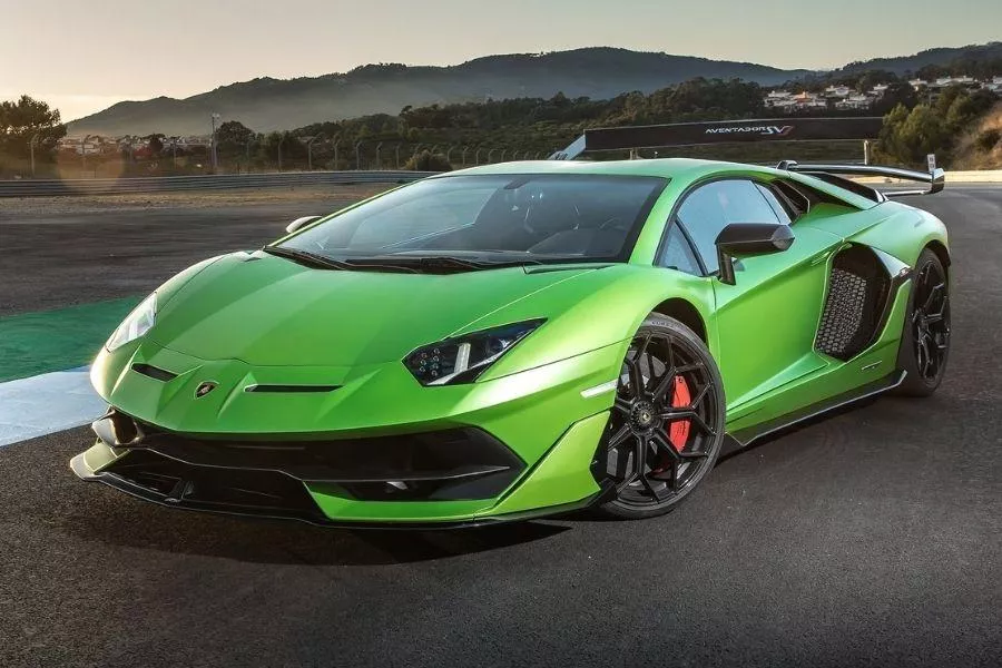 Lamborghini Aventador SVJ front view