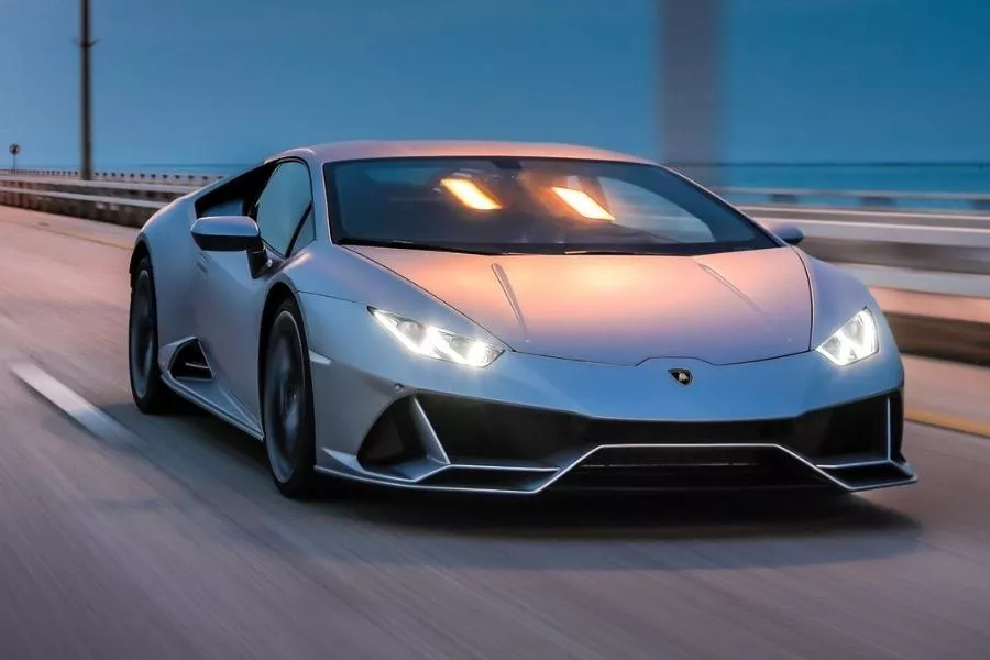 Lamborghini Huracan EVO front view