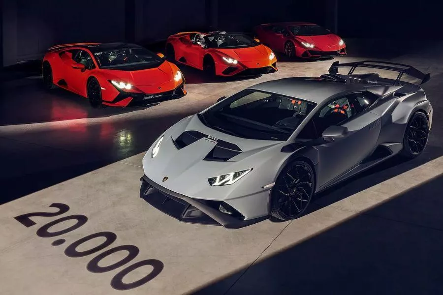 Lamborghini Huracan 20,000th milestone