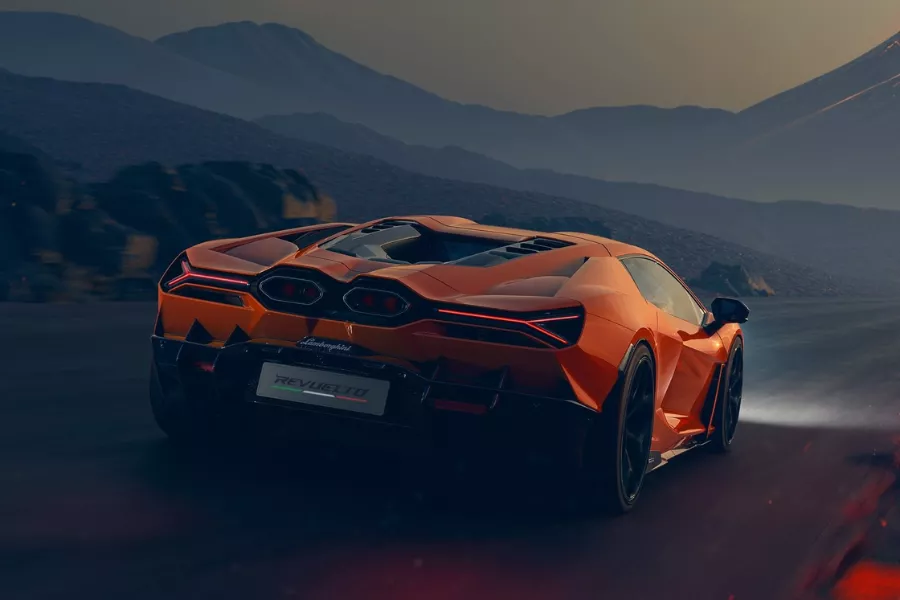 Lamborghini Revuelto rear view