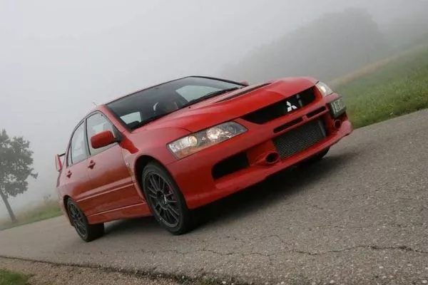 Mitsubishi Lancer Evolution IX