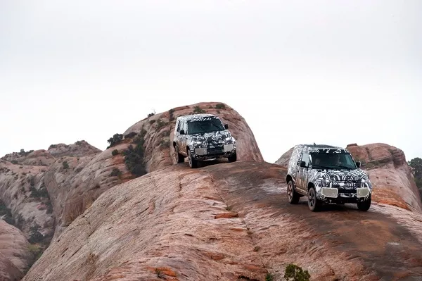 Land Rover Defender 2020 tests in Africa