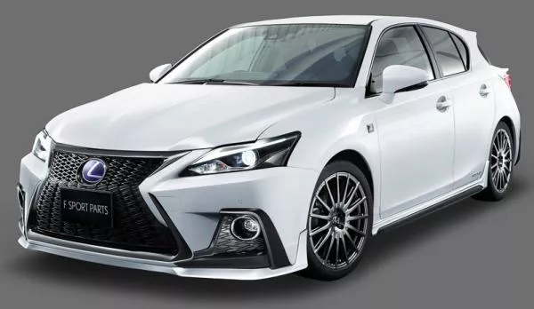 angular front of the 2018 Lexus CT 200h 