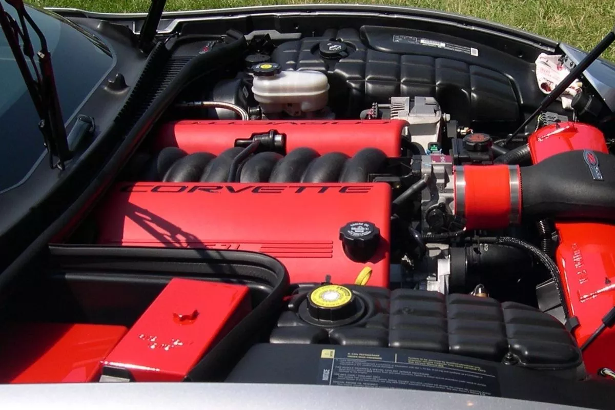 The Corvette Z06 with an LS6 V8 engine A picture of the Corvette Z06 LS6 V8