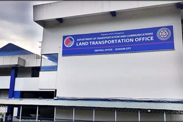 Process your vehicle registrations ASAP to avoid hassles An LTO agency office