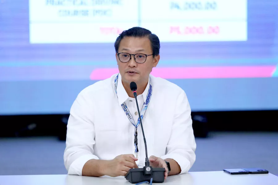 LTO Chief Jay Art Tugade LTO Chief Jay Art Tugade in a press conference