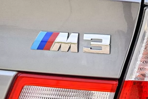 M3 badge