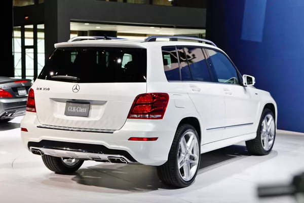 Mercedes Benz GLK 220 angular rear