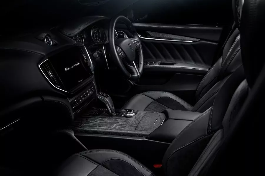 Maserati Ghibli Operanera interior view