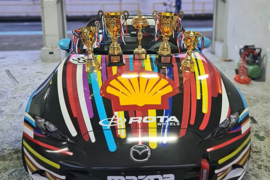 Mazda MX-5 front view