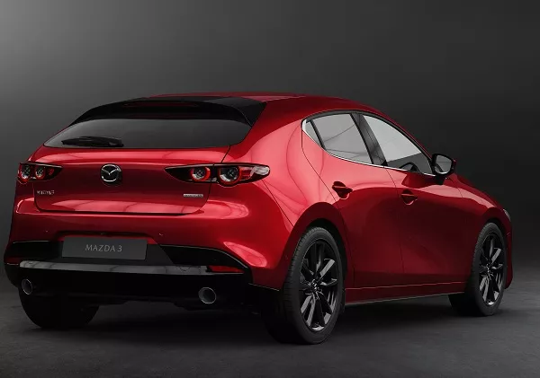 The Sportback Mazda 3 is particularly sporty and will certainly grab anyone's attention Mazda 3 2020 sportback rear end