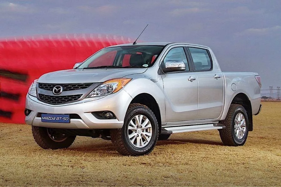 Mazda BT-50 front view