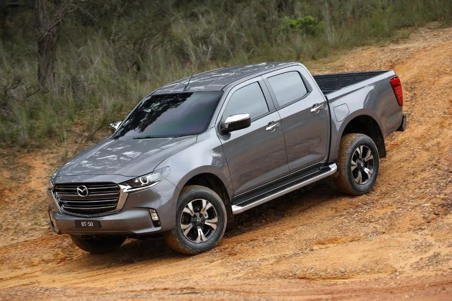2022 Mazda BT-50 front view
