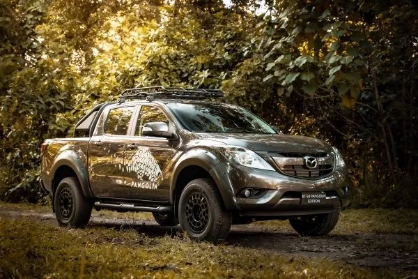 Mazda BT-50 front view