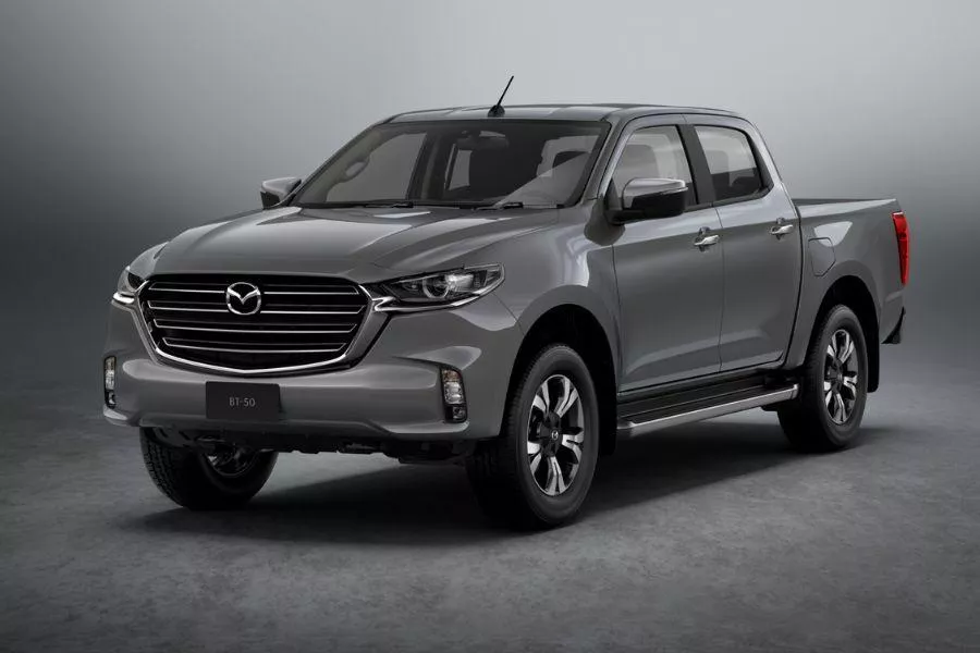 2022 Mazda BT-50 front view