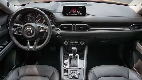 Mazda CX-5 2019 dashboard area