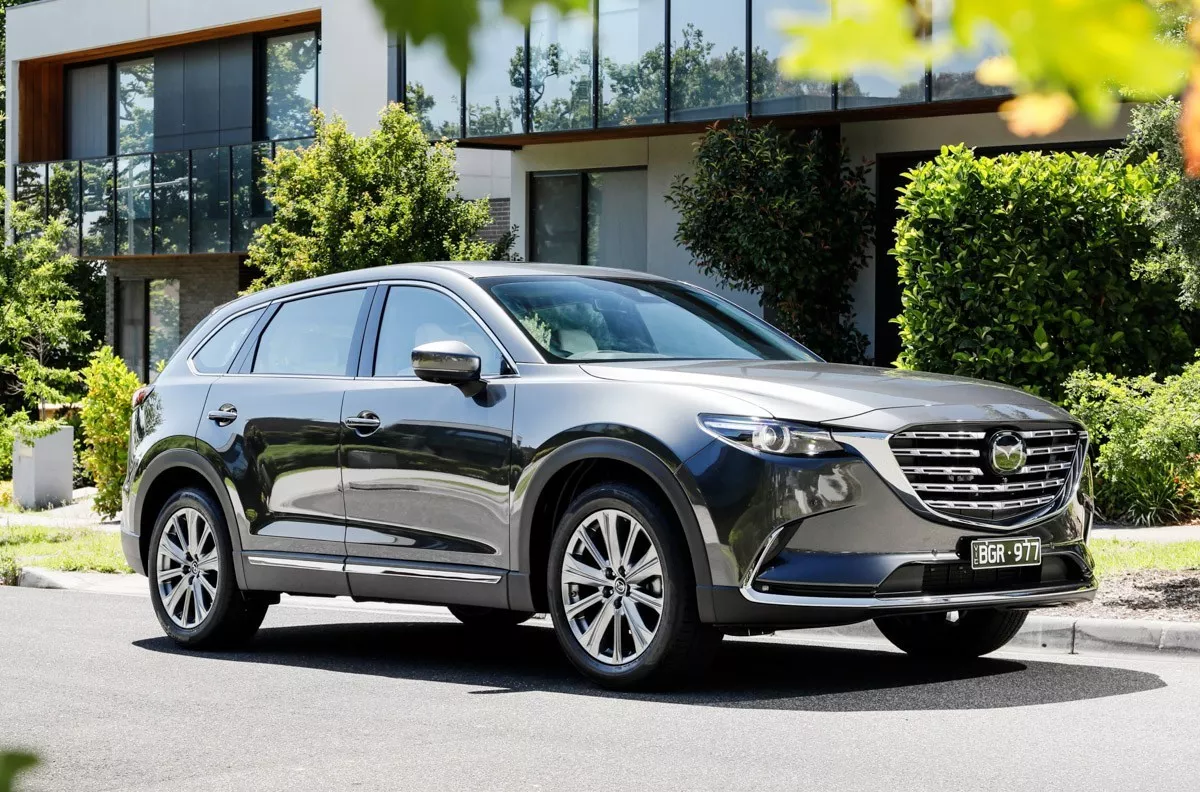 2021 Mazda CX-9 front view