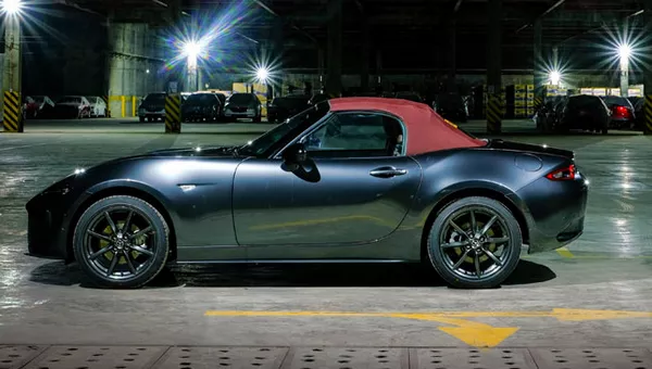 Side of the 2018 Mazda Mx-5