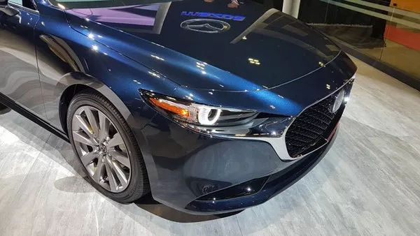 Mazda3 2019 angular front