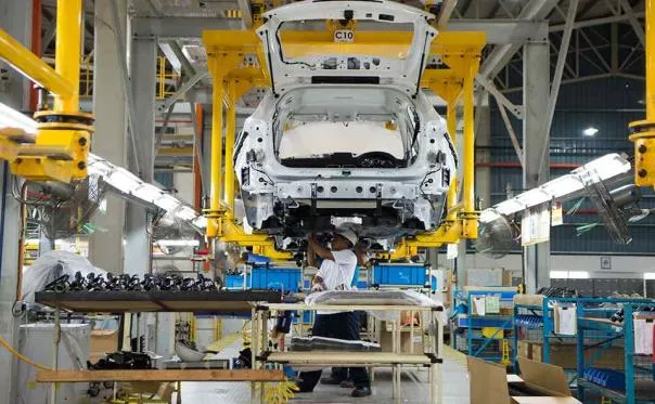 Mazda CX-5 assembly 3
