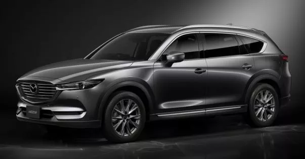 angular front of the Mazda CX-8 2018