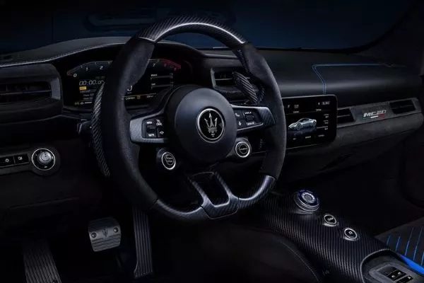 MC20 steering wheel 