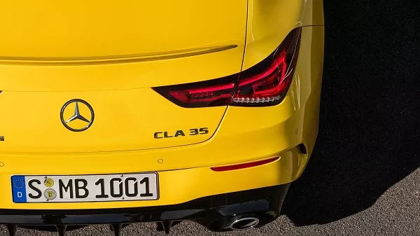 Mercedes AMG CLA 35 2020: tail light