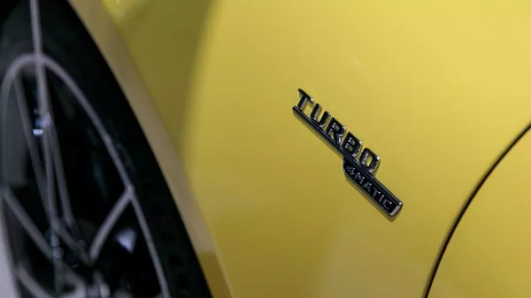 Mercedes AMG CLA 35 2020: turbo 4matic