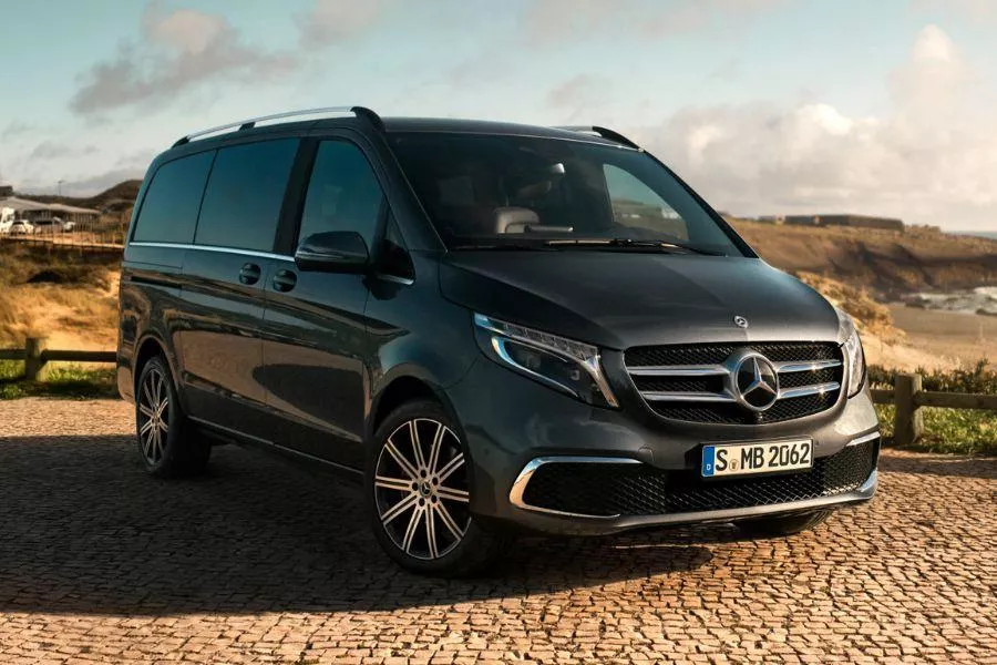 Mercedes-Benz V-Class front view