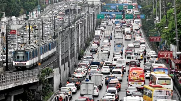 heavy traffic in Manila